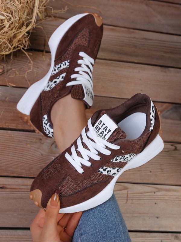 Baskets lĂ©gĂšres Ă lacets pour femme â Chaussures de sport respirantes, semelle amortissante et antidĂ©rapante en caoutchouc. Sneakers dĂ©contractĂ©es toutes saisons.